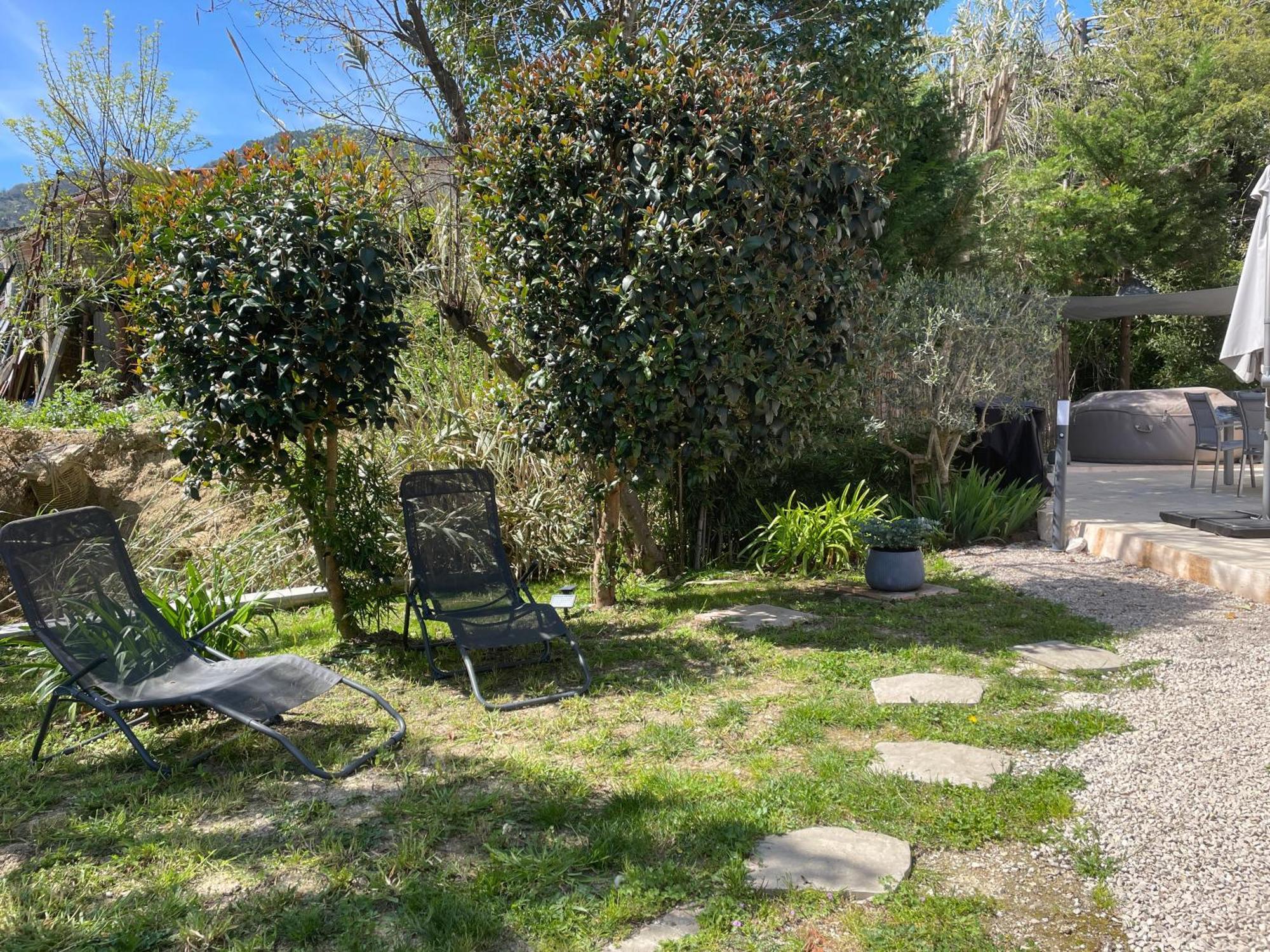 Luva D'azur, Rez De Le Riou - Le Vallon Apartment Le Bar-sur-Loup