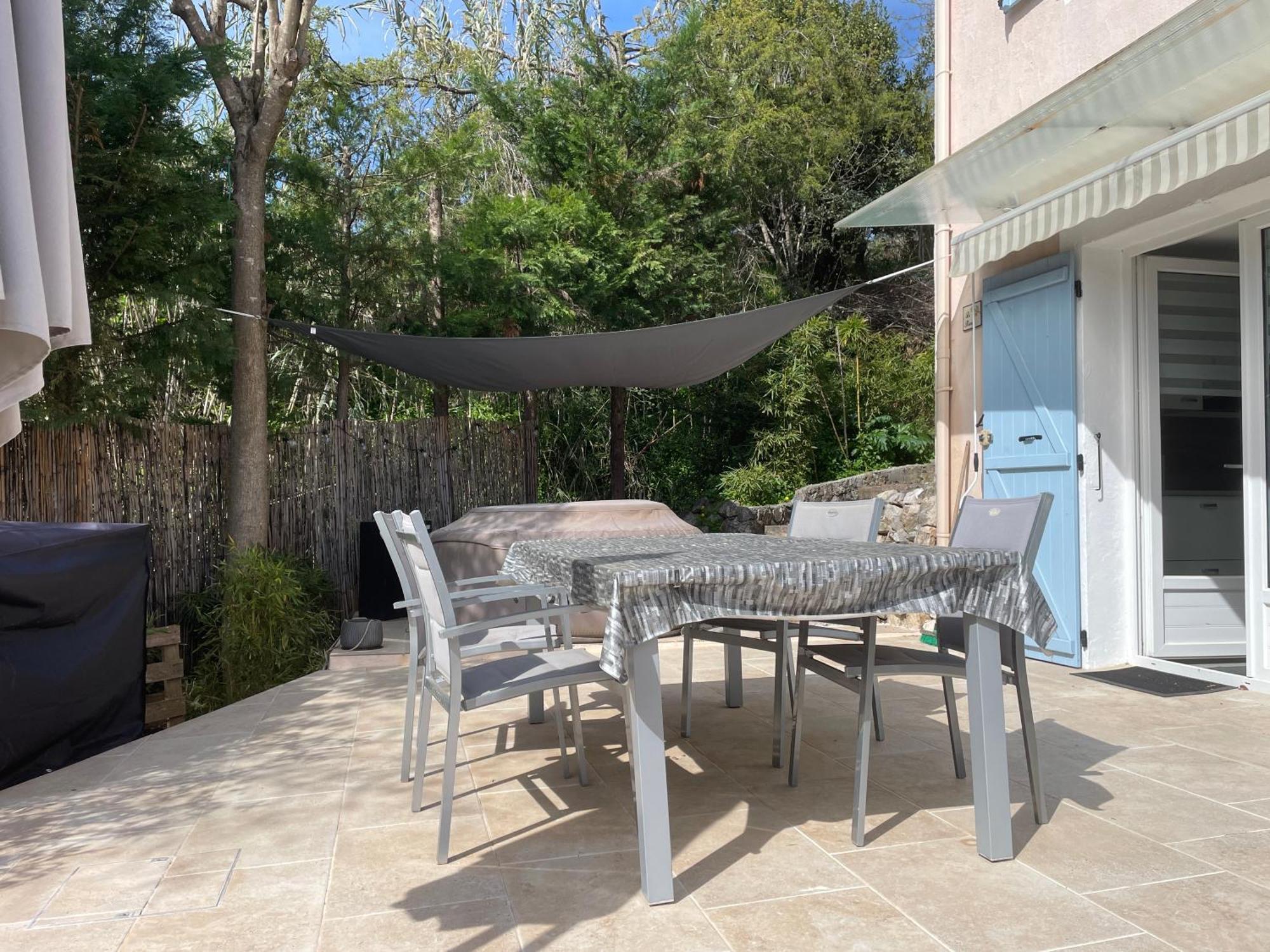 Apartment Luva D'azur, Rez De Le Riou - Le Vallon Le Bar-sur-Loup