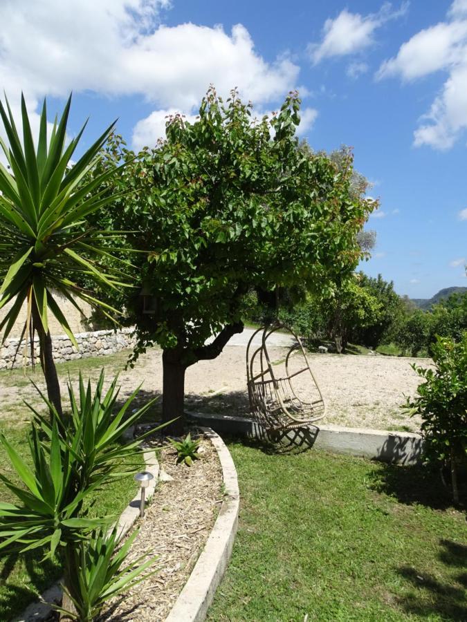 Luva D'azur, Rez De Le Riou - Le Vallon
